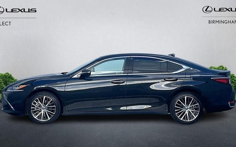 Used Lexus ES300H 218 HP (160 kW) 2021 Sedan