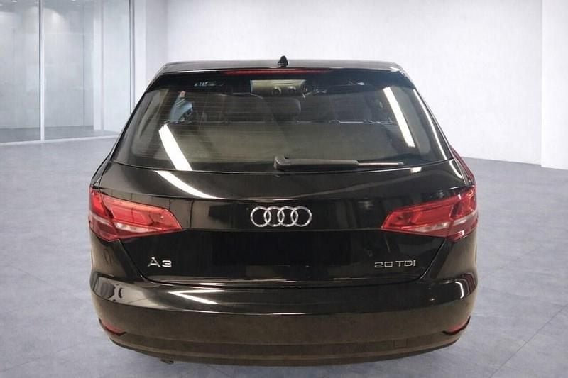 Used Audi A3 Sportback Design 116 HP (85 kW) 2019 Black Hatchback