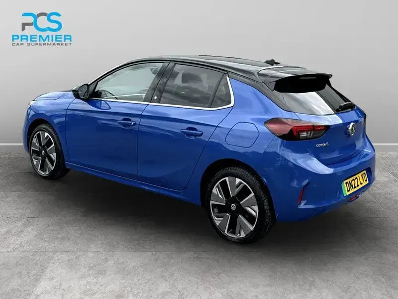 Used Vauxhall Corsa-e Elite 100 kW (136 HP) 2022 Blue Hatchback