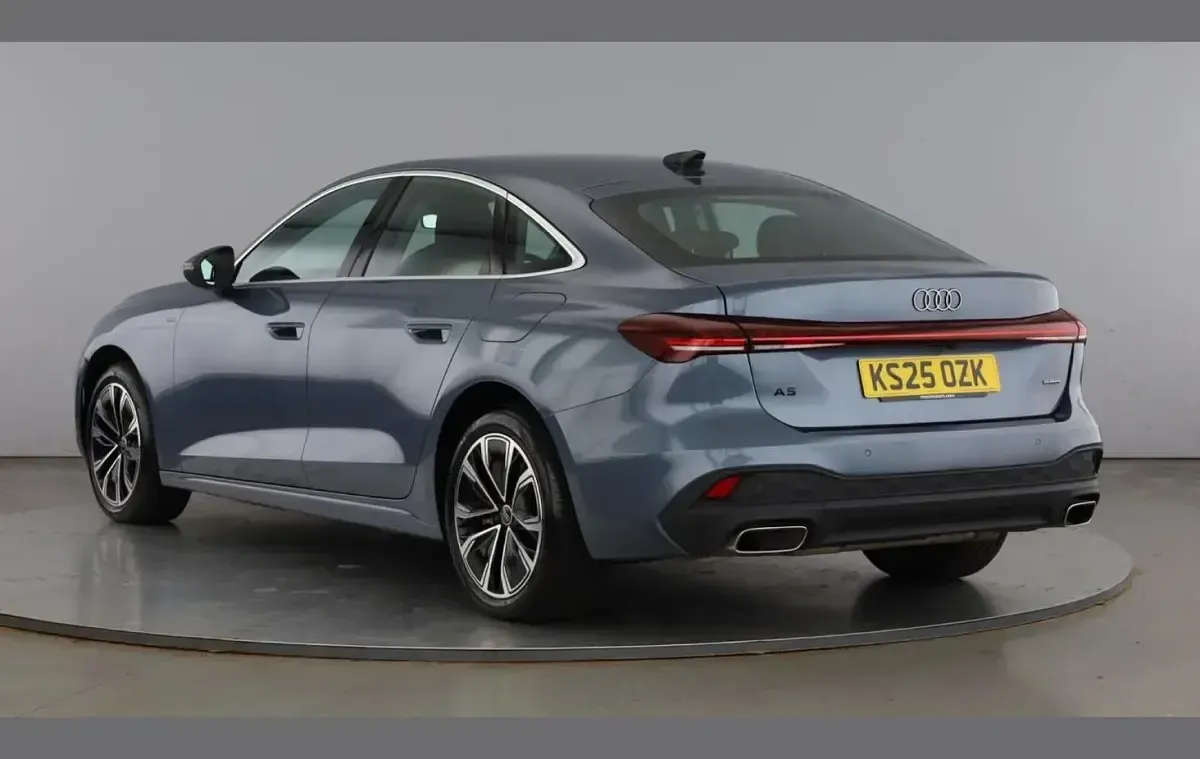 Used Audi A5 Advanced 295 HP (216 kW) 2025 Blue Sedan