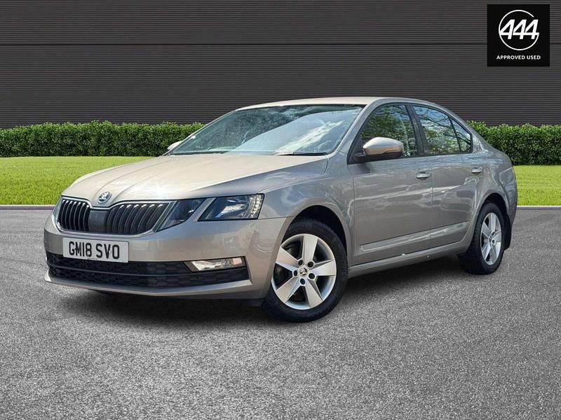 Begagnad Skoda Octavia SE 2018 Beige Halvkombi