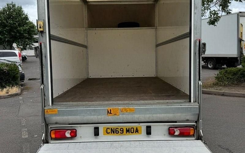 Used Citroën Relay 131 HP (96 kW) 2019 White Van