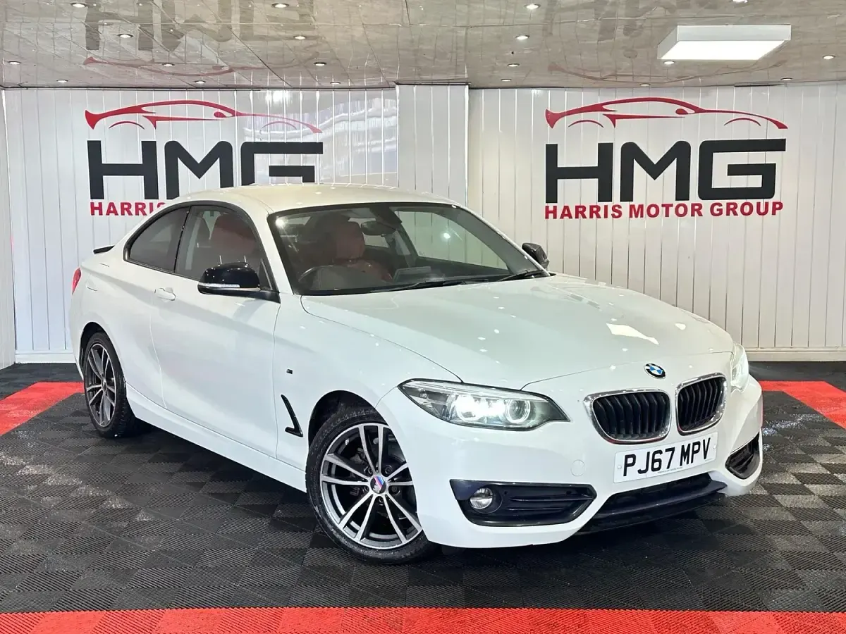 Used BMW 218 Sport Line 2017 White Coupe