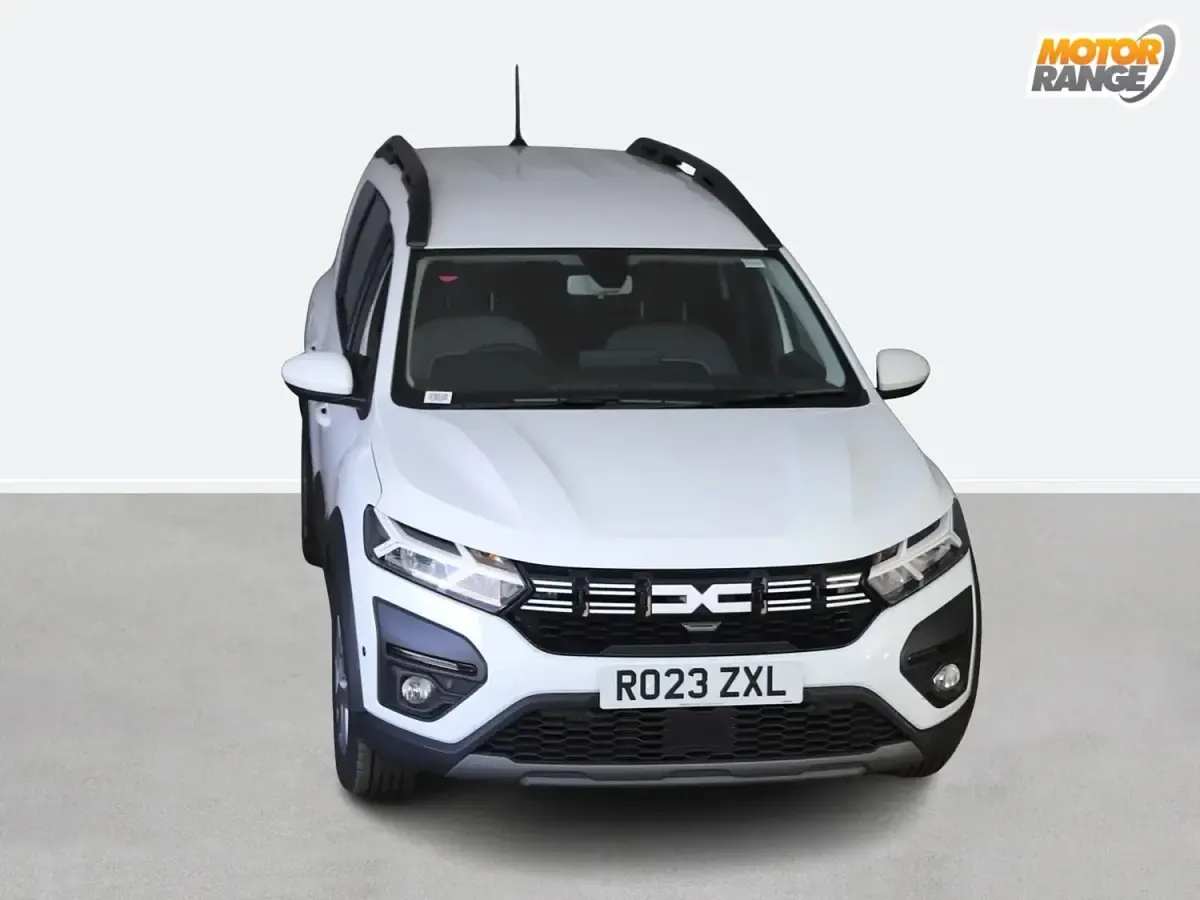 Used Dacia Jogger Expression 110 HP (80 kW) 2023 White MPV