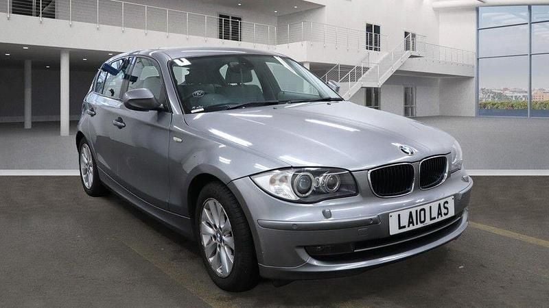 Grey Used 2010 BMW 118 Comfort Edition Hatchback | £4,990 (Fair price) - Image 1/4