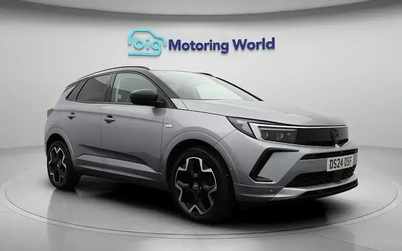 Used Vauxhall Grandland X Ultimate 131 HP (96 kW) 2024 Grey SUV