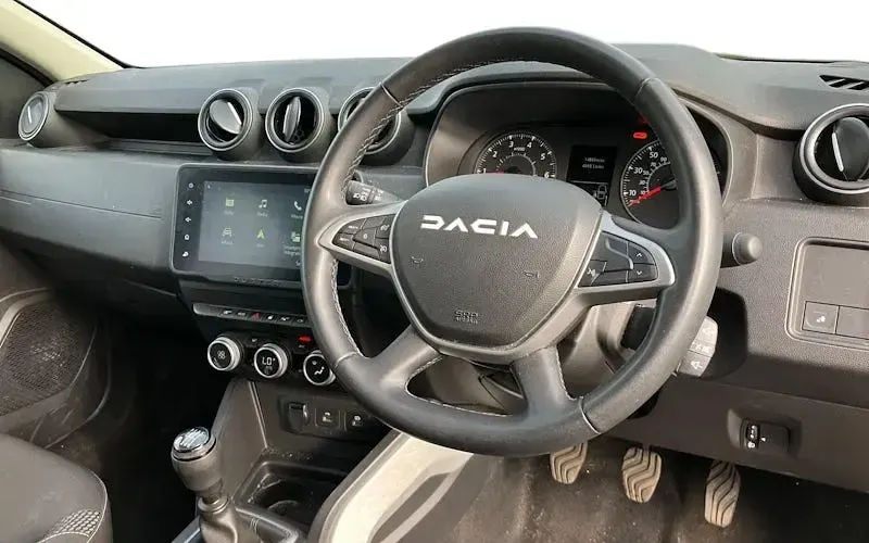 Used Dacia Duster Journey 130 HP (95 kW) 2023 Black SUV