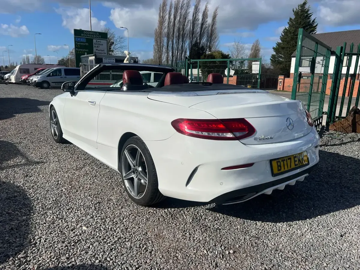 Used Mercedes C220 AMG Line Premium Plus 170 HP (125 kW) 2017 White Cabriolet