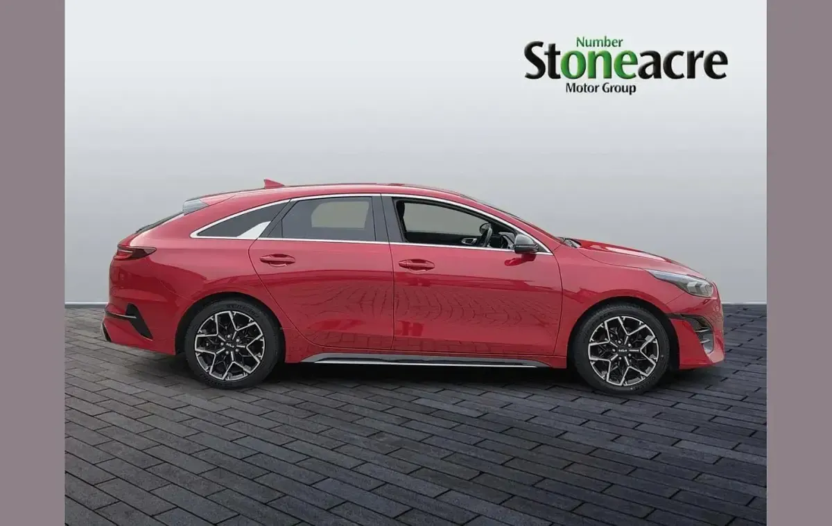 Used Kia ProCeed GT-Line 160 HP (117 kW) 2024 Red Estate