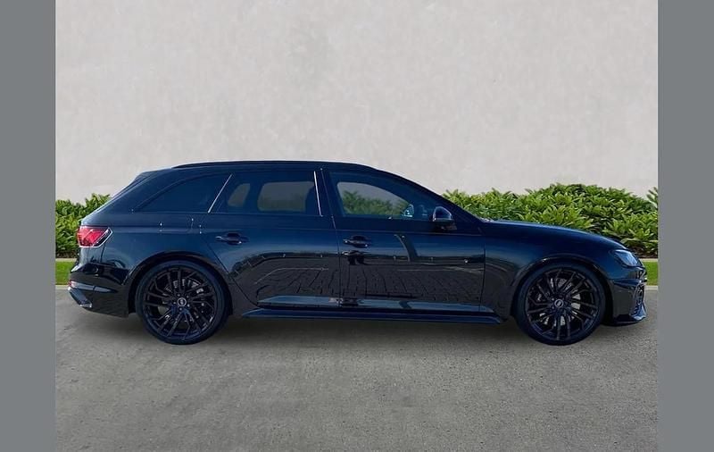Used Audi RS4 Design 450 HP (330 kW) 2022 Black Estate