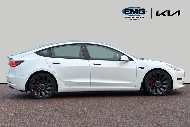 Used Tesla Model 3 Performance 461 kW (627 HP) 2021 White Sedan