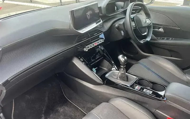 Used Peugeot 208 GT 102 HP (75 kW) 2024 Columbus grey metallic Hatchback