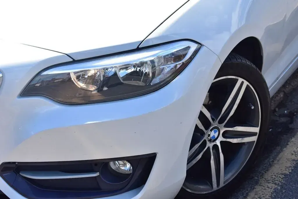 Used BMW 218 Sport Line 136 HP (100 kW) 2016 White Coupe