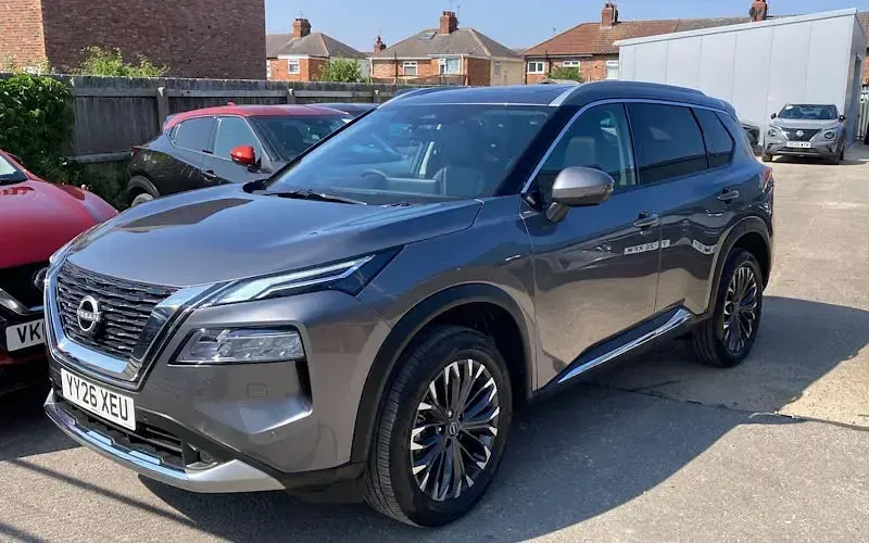 Used Nissan X-Trail Tekna 163 HP (119 kW) 2024 Grey SUV