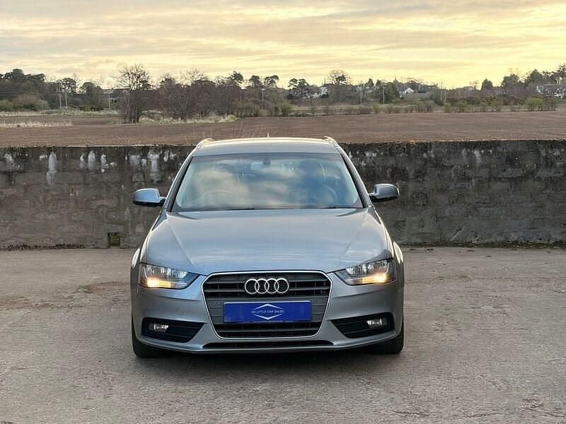 Begagnad Audi A4 163 HK (119 kW) 2015 Grå Kombi