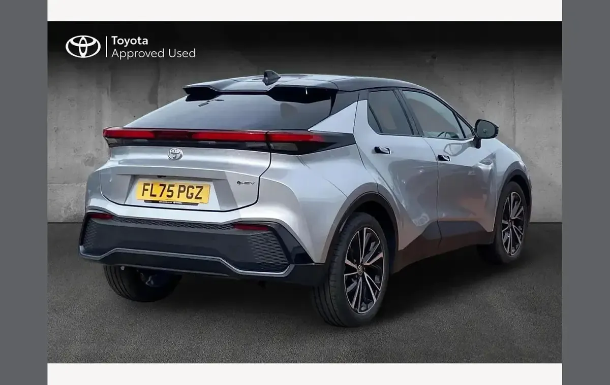 Used Toyota C-HR 140 HP (102 kW) 2025 Silver SUV