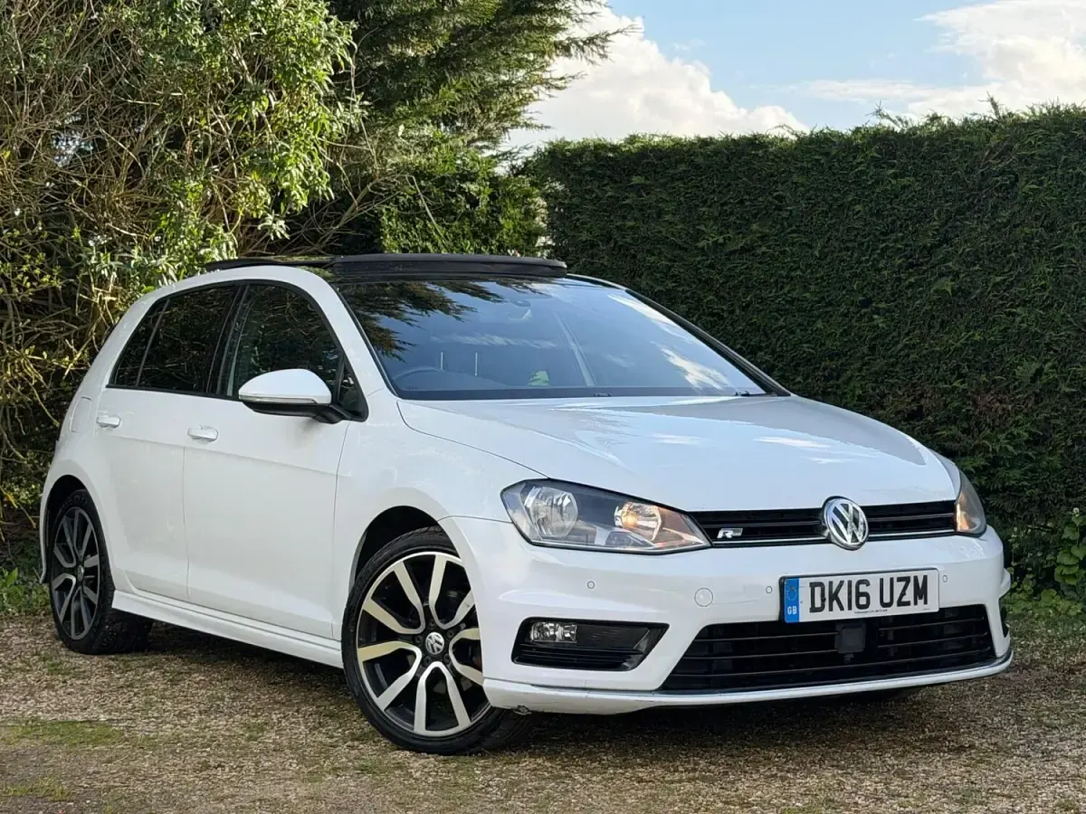Used VW Golf VII R-line Edition 2016 White Hatchback