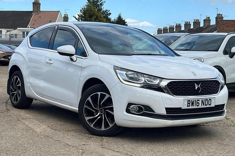 White Used 2016 DS Automobiles DS4 Elegance Hatchback | £5,588 (Fair price) - Image 1/1