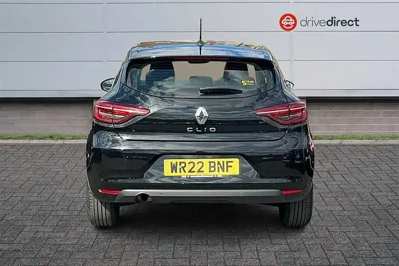 Used Renault Clio Iconic 90 HP (66 kW) 2022 Black Hatchback