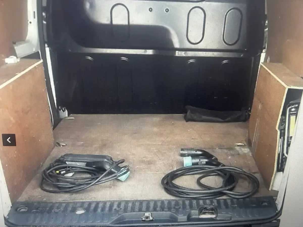 Usado Renault Kangoo Business 44 kW (60 CV) 2020 Blanco Monovolumen
