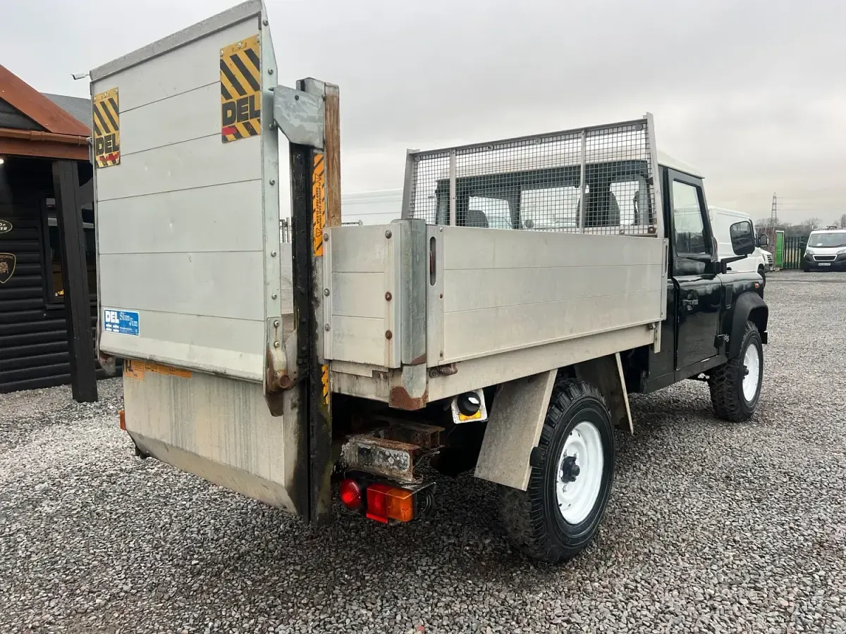 Used Land Rover Defender 2000 Green Pickup