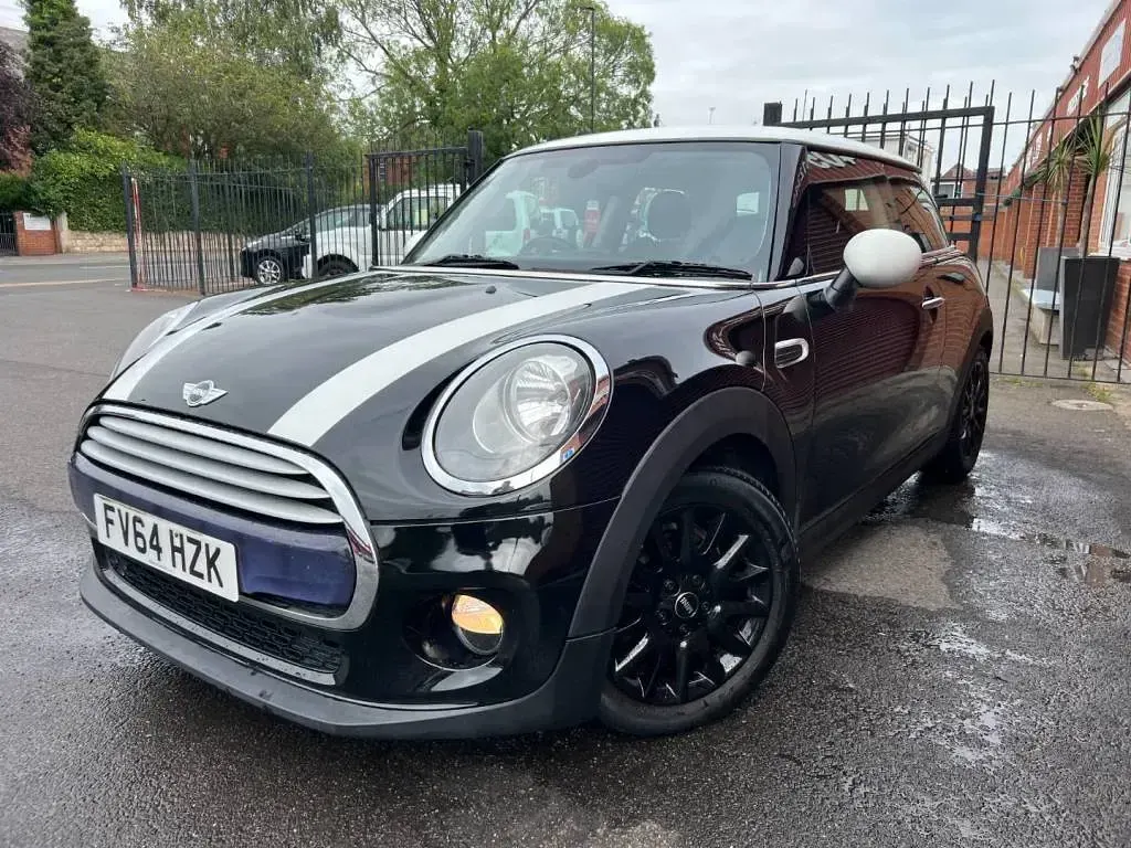 Used Mini Cooper D Hatch 2014 Black Hatchback