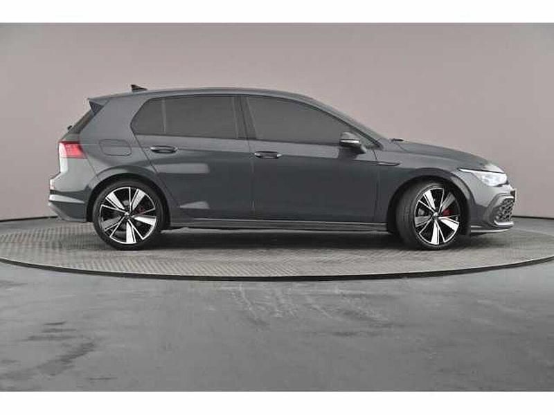 Used VW Golf VIII 200 HP (147 kW) 2023