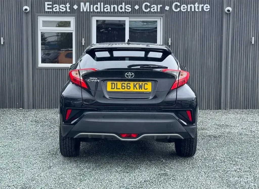 Used Toyota C-HR 115 HP (84 kW) 2016 Black SUV
