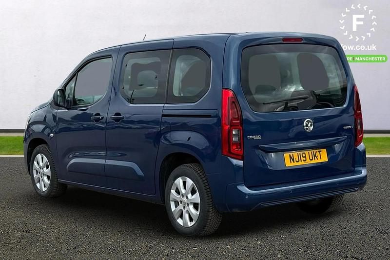 Used Vauxhall Combo 2019 Blue Estate