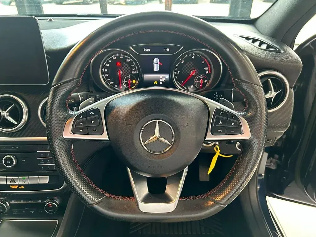 Used Mercedes A180 AMG line 109 HP (80 kW) 2018 Blue Hatchback