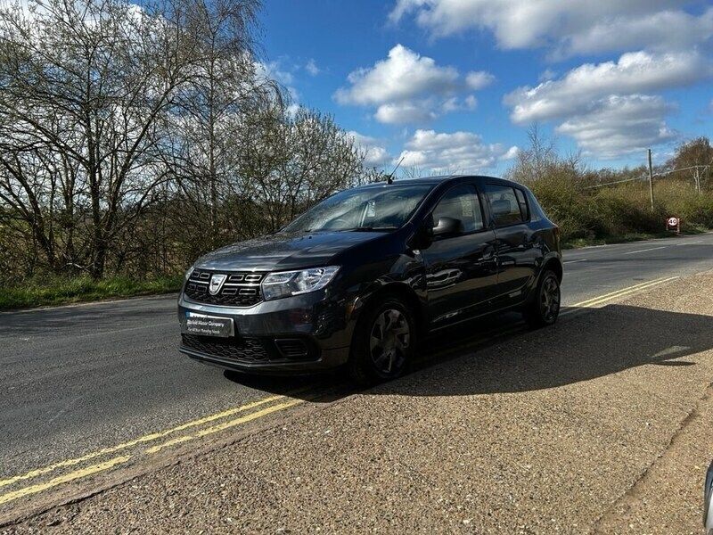 Grey Used 2019 Dacia Sandero Essentiel Hatchback | £6,995 (Fair price) - Image 1/4