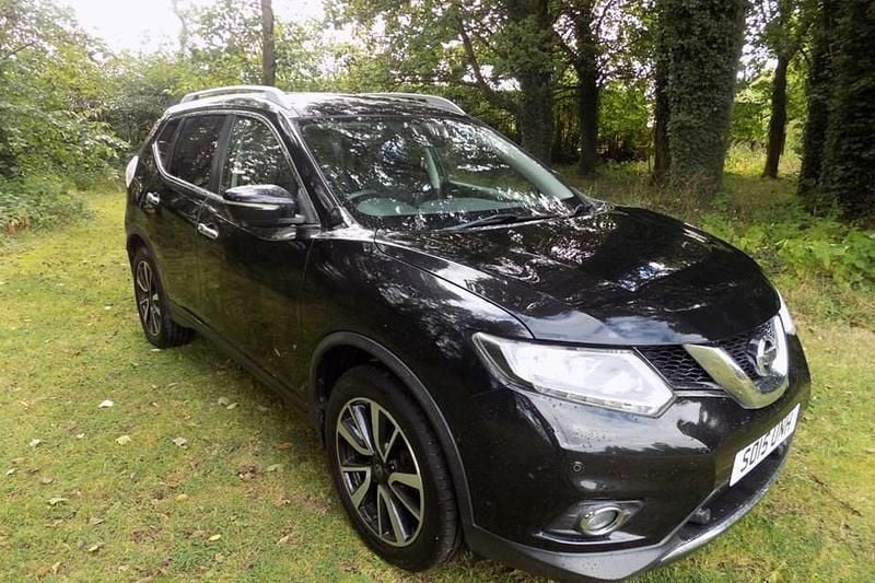 Black Used 2015 Nissan X-Trail N-TEC SUV | £8,995 (Good price) - Image 1/1