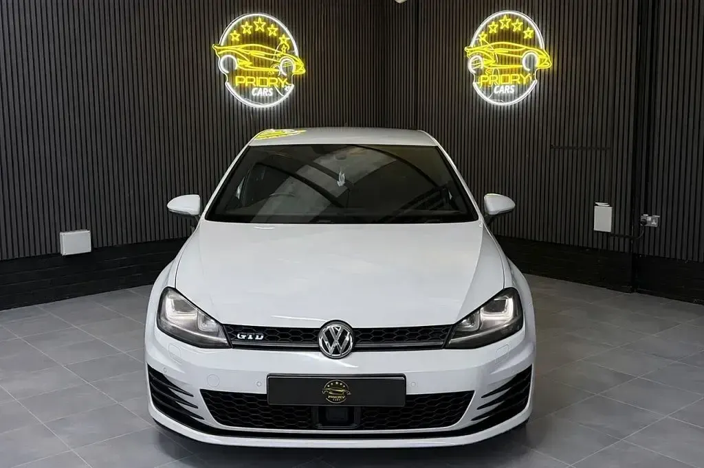 Used VW Golf VII GTD 2014 White Hatchback