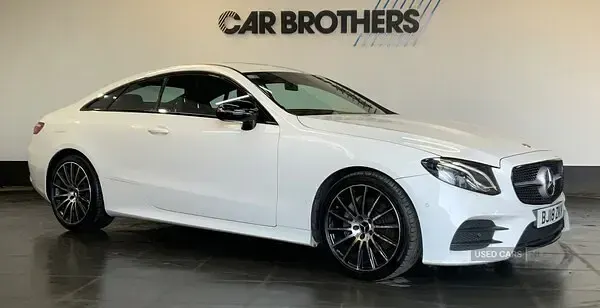 Used Mercedes E220 AMG line 194 HP (142 kW) 2018 White Coupe