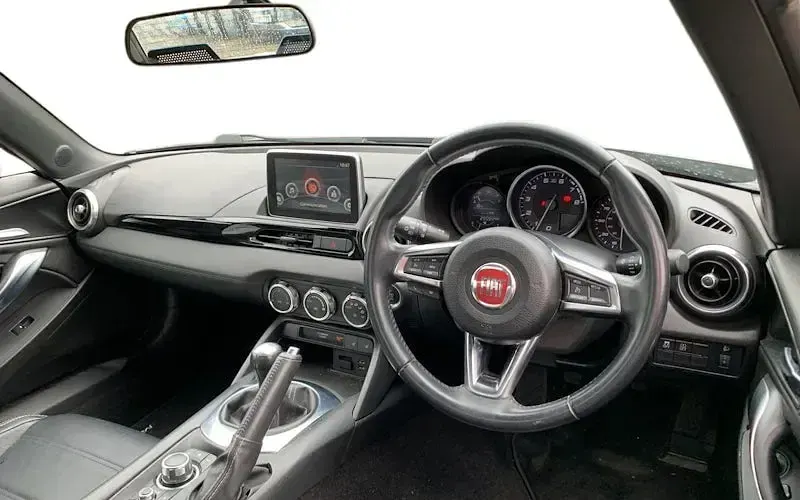Used Fiat 124 Spider Lusso 140 HP (102 kW) 2017 Bronze Cabriolet
