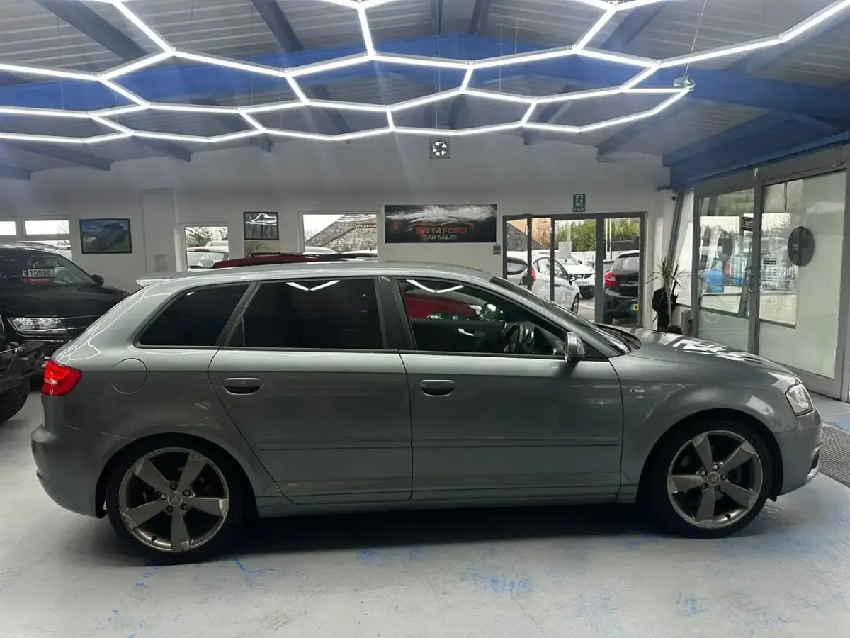 Usado Audi A3 Black Edition 2012 Gris Utilitario