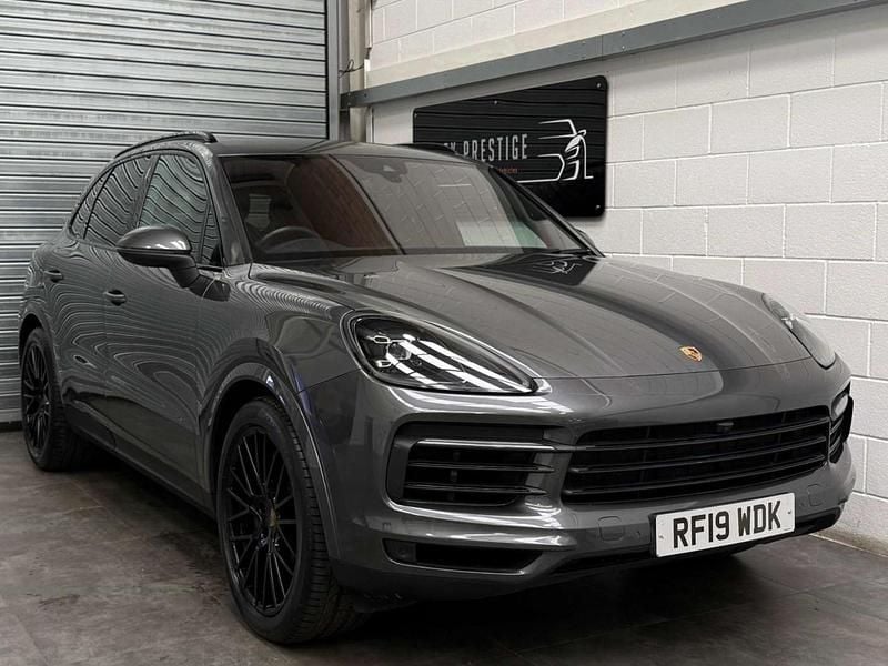 Grey Used 2019 Porsche Cayenne SUV | £35,989 (Fair price) - Image 1/4