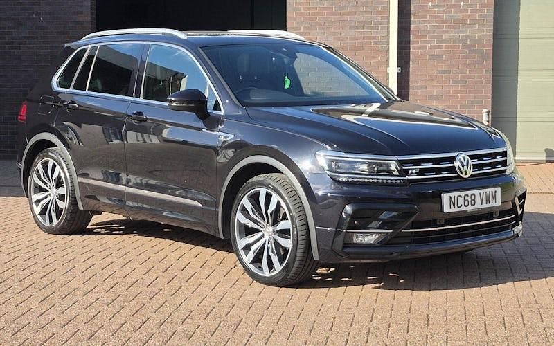 Used VW Tiguan R-line 150 HP (110 kW) 2018 Black SUV