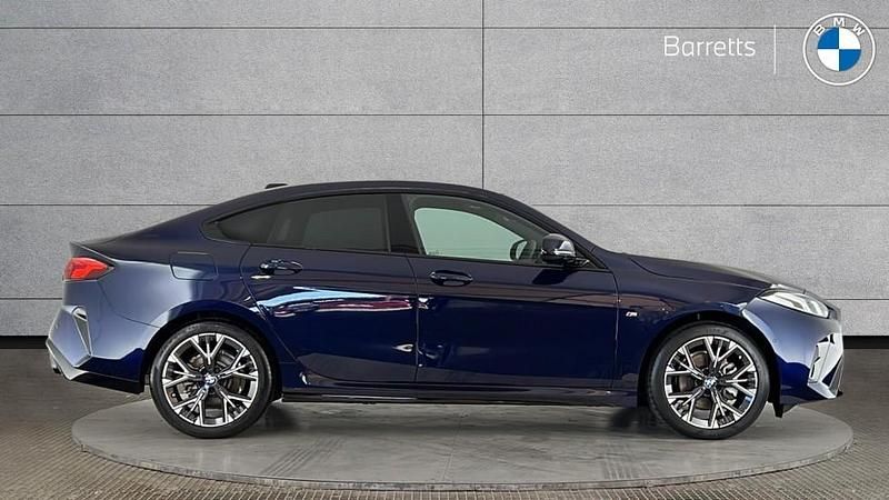 Usado BMW 220 M Sport 168 HP (123 kW) 2025 Azul Coupé