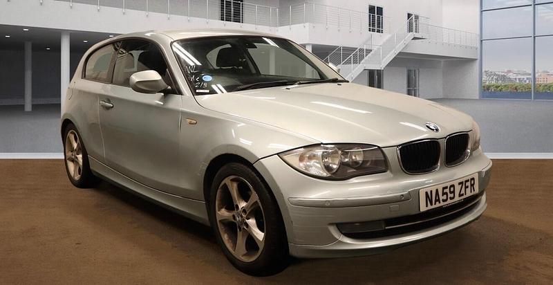Used BMW 116 Sport Line 2009 Green Hatchback