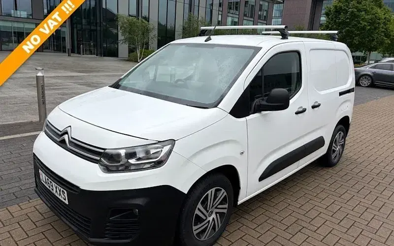 Used Citroën Berlingo 102 HP (75 kW) 2021 MPV