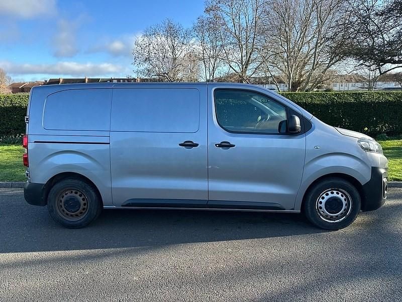 Used Citroën Dispatch 2019 Grey MPV