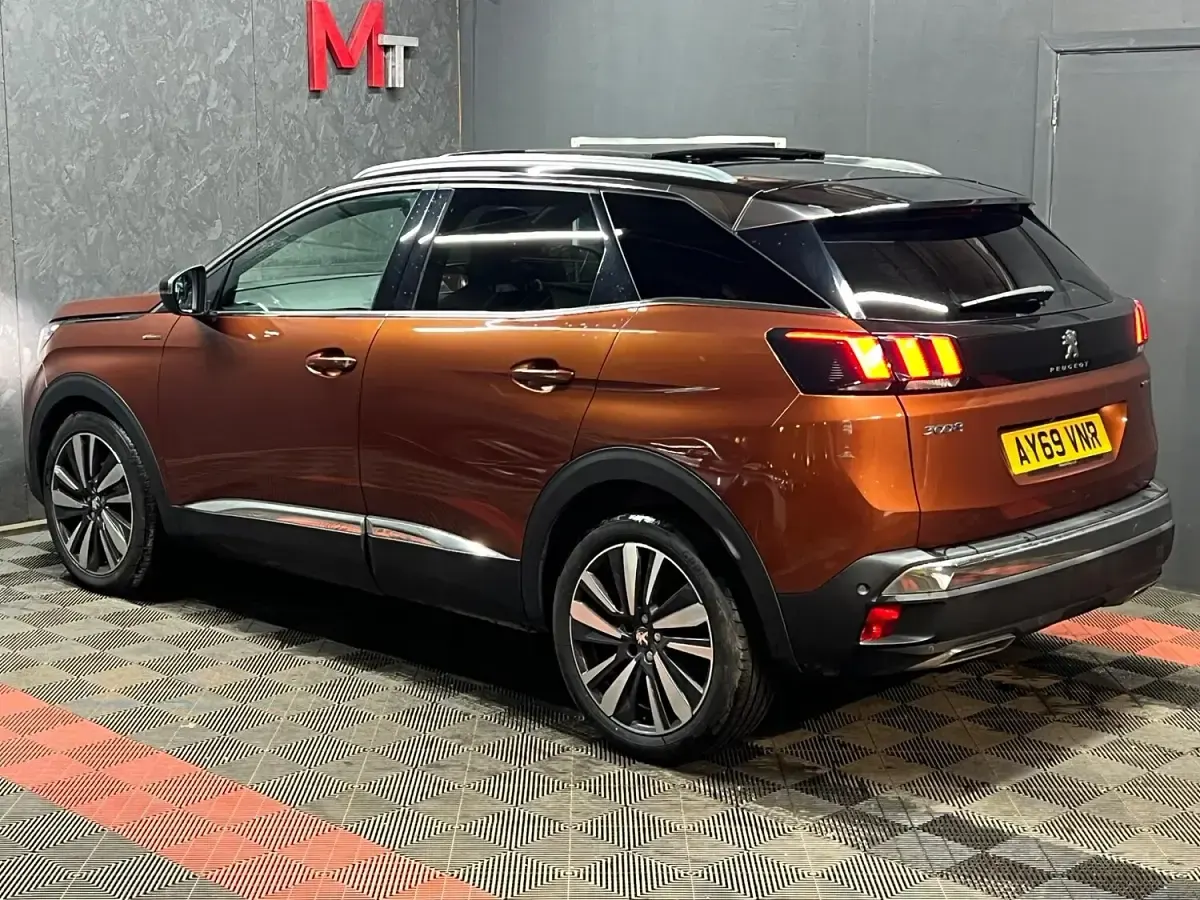 Used Peugeot 3008 Premium 130 HP (95 kW) 2019 Bronze SUV