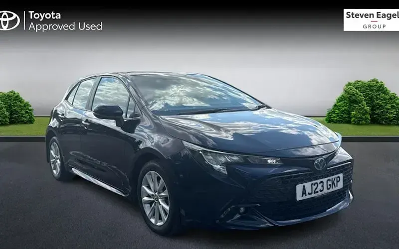 Used Toyota Corolla 140 HP (102 kW) 2023 Hatchback