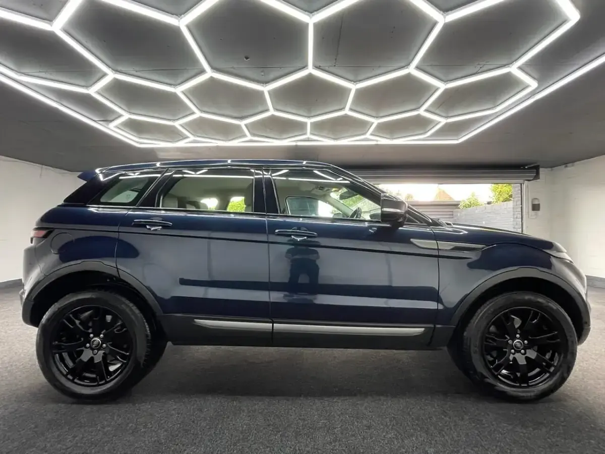 Used Land Rover Range Rover evoque Pure 190 HP (139 kW) 2012 Blue SUV