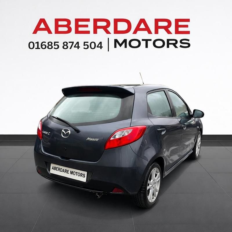 Używany Mazda 2 Inclusive 2010 Szary Hatchback