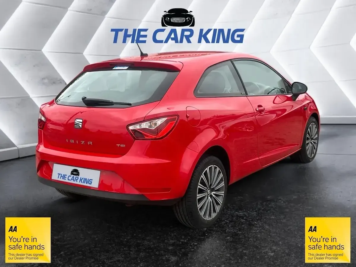 Used Seat Ibiza CONNECT 2016 Red Hatchback