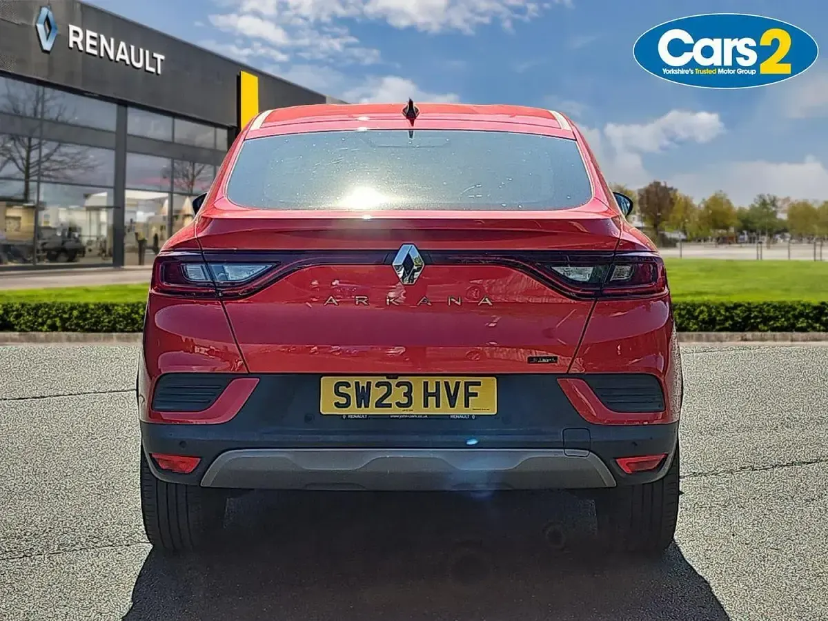 Used Renault Arkana Techno 145 HP (106 kW) 2023 Red  SUV