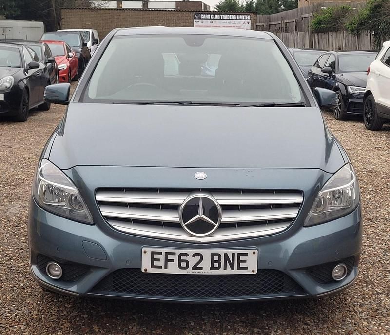 Used Mercedes B180 SE 122 HP (89 kW) 2012 Blue MPV