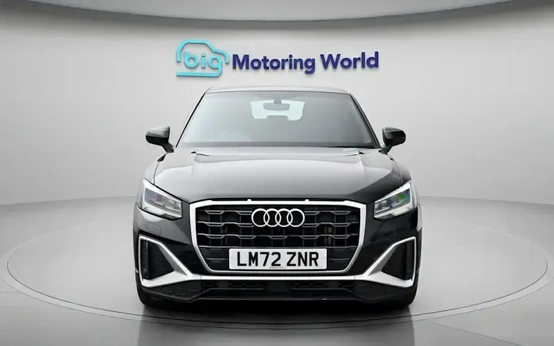 Used Audi Q2 S-Line 110 HP (80 kW) 2024 SUV